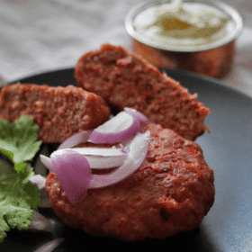 Tikka turkey burgers